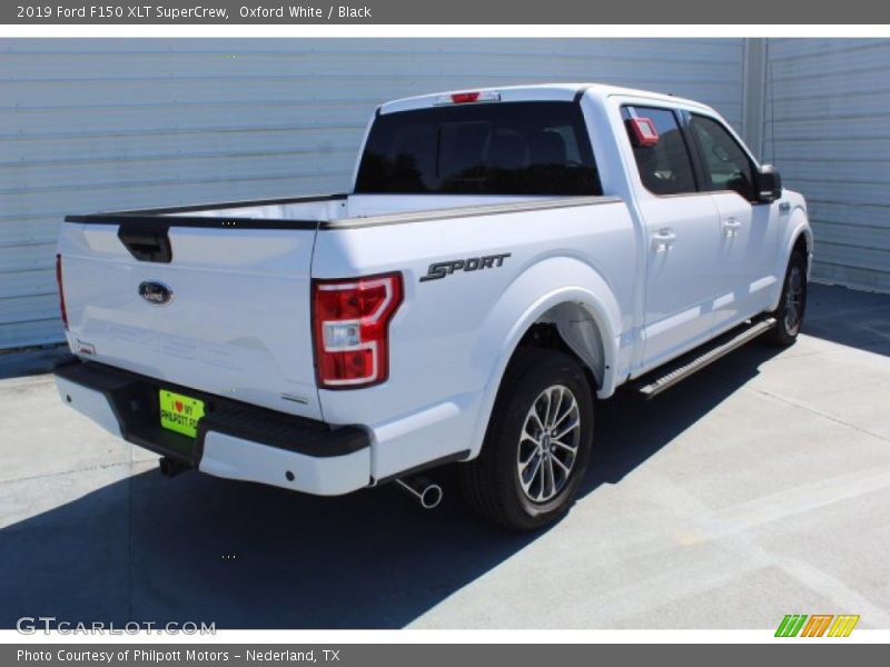 Oxford White / Black 2019 Ford F150 XLT SuperCrew