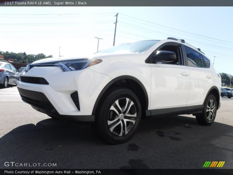 Super White / Black 2017 Toyota RAV4 LE AWD