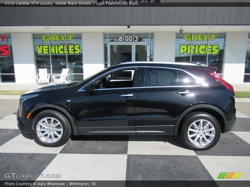 Stellar Black Metallic / Light Platinum/Jet Black 2019 Cadillac XT4 Luxury
