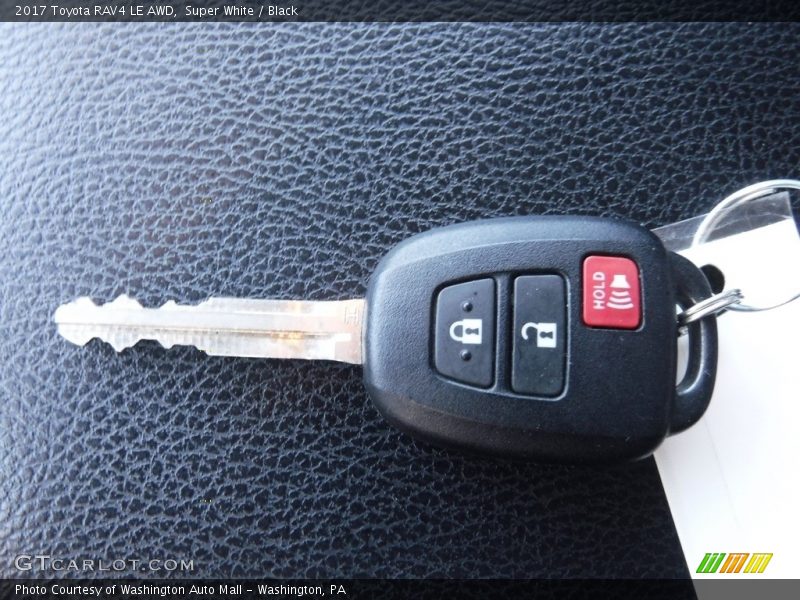 Super White / Black 2017 Toyota RAV4 LE AWD