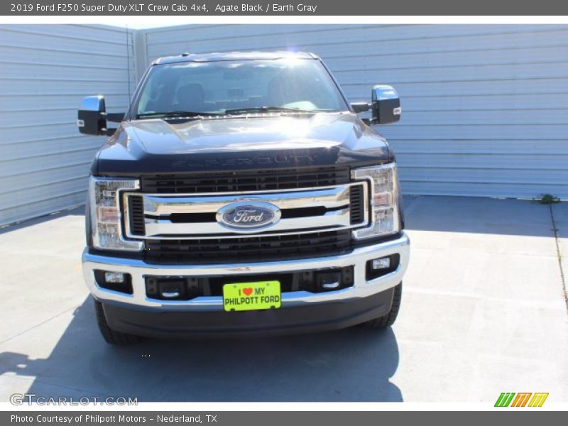 Agate Black / Earth Gray 2019 Ford F250 Super Duty XLT Crew Cab 4x4