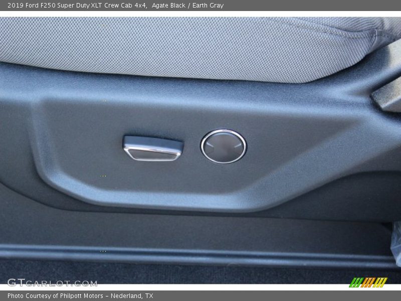 Agate Black / Earth Gray 2019 Ford F250 Super Duty XLT Crew Cab 4x4
