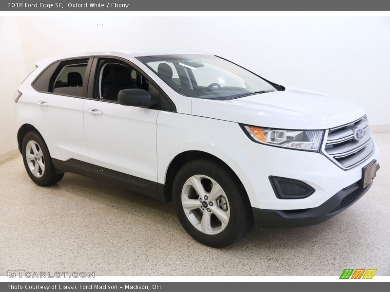 Oxford White / Ebony 2018 Ford Edge SE