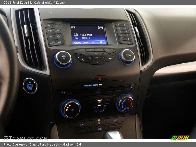 Oxford White / Ebony 2018 Ford Edge SE