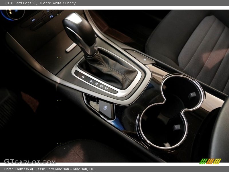 Oxford White / Ebony 2018 Ford Edge SE