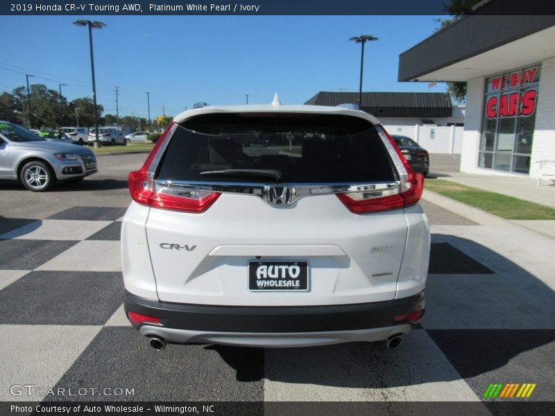 Platinum White Pearl / Ivory 2019 Honda CR-V Touring AWD