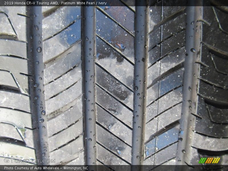 Platinum White Pearl / Ivory 2019 Honda CR-V Touring AWD