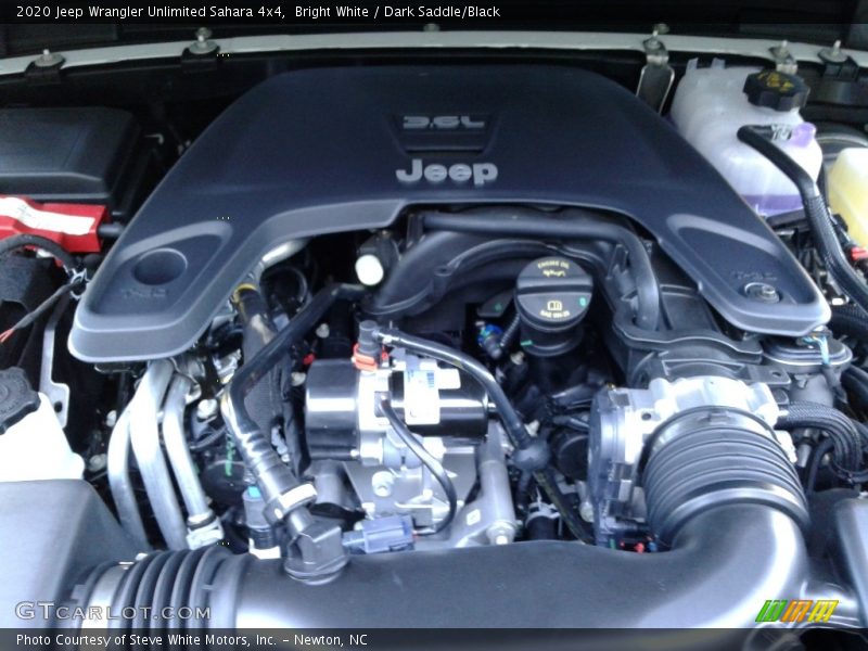 Bright White / Dark Saddle/Black 2020 Jeep Wrangler Unlimited Sahara 4x4