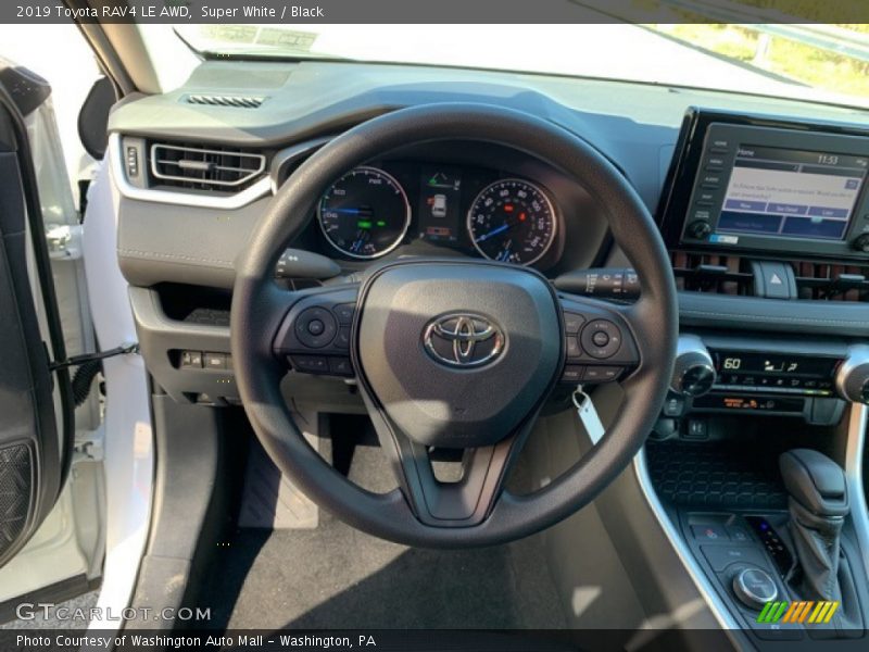 Super White / Black 2019 Toyota RAV4 LE AWD