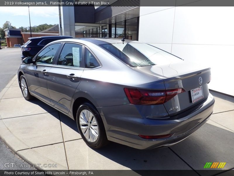 Platinum Gray Metallic / Titan Black 2019 Volkswagen Jetta S