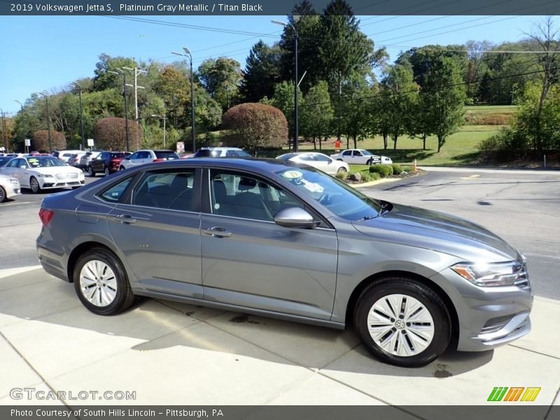 Platinum Gray Metallic / Titan Black 2019 Volkswagen Jetta S