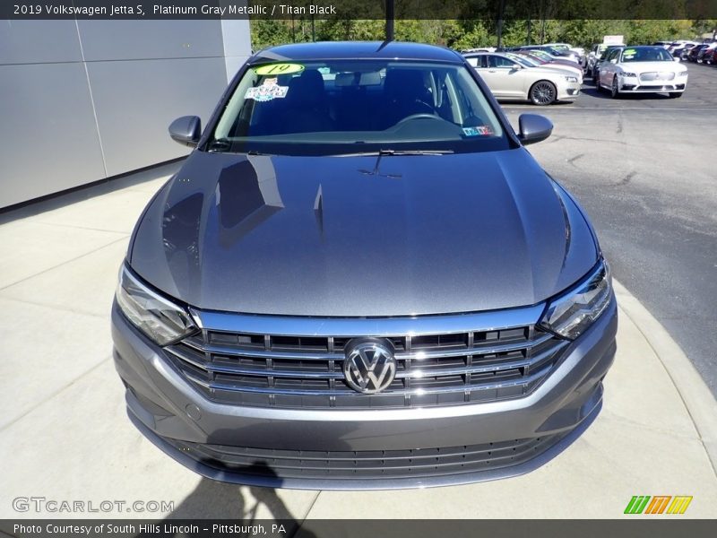Platinum Gray Metallic / Titan Black 2019 Volkswagen Jetta S