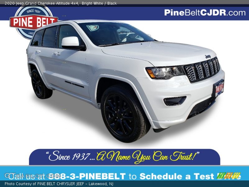 Bright White / Black 2020 Jeep Grand Cherokee Altitude 4x4