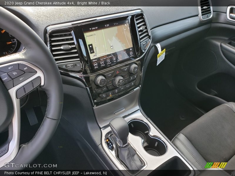Bright White / Black 2020 Jeep Grand Cherokee Altitude 4x4