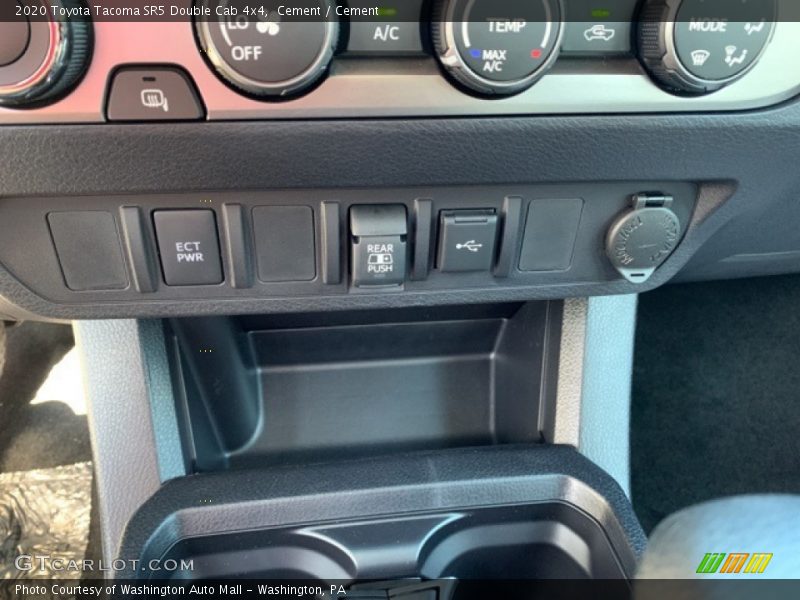 Cement / Cement 2020 Toyota Tacoma SR5 Double Cab 4x4