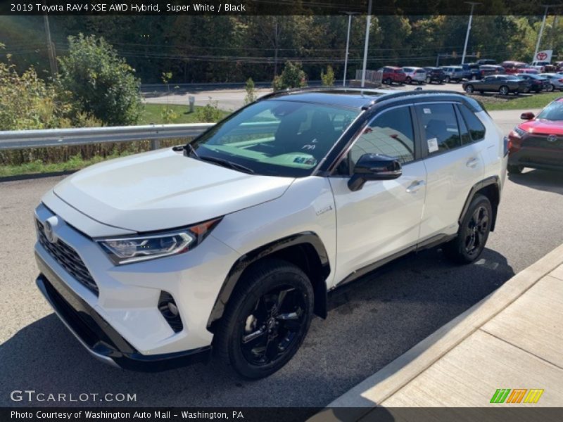 Super White / Black 2019 Toyota RAV4 XSE AWD Hybrid