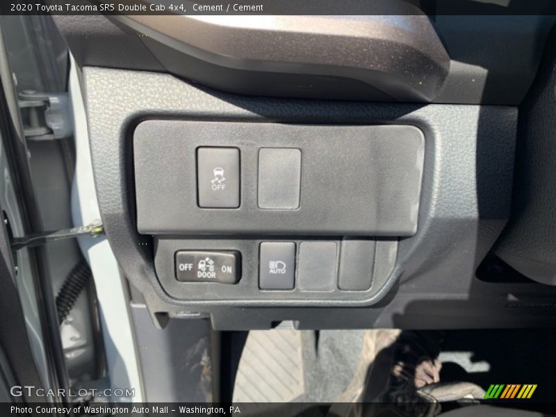 Cement / Cement 2020 Toyota Tacoma SR5 Double Cab 4x4