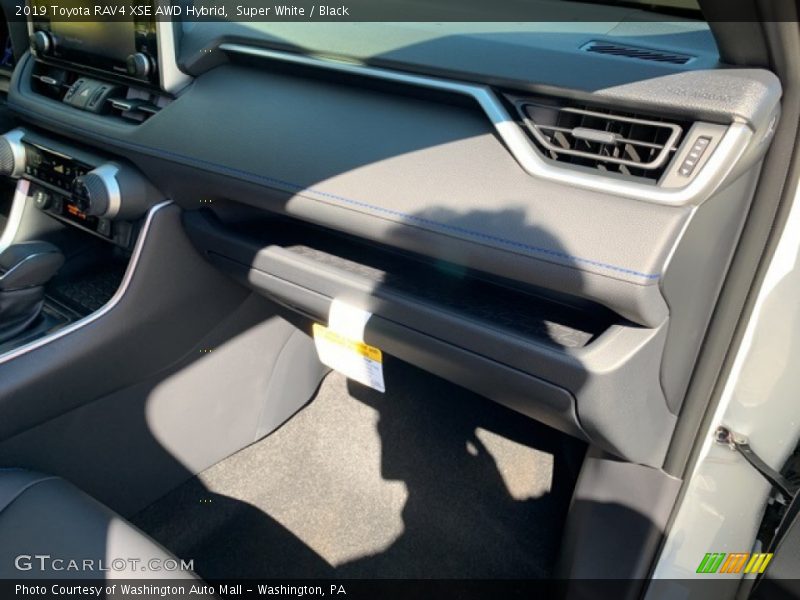 Super White / Black 2019 Toyota RAV4 XSE AWD Hybrid
