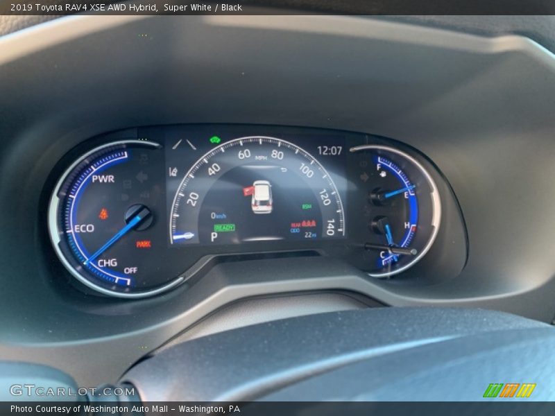 Super White / Black 2019 Toyota RAV4 XSE AWD Hybrid