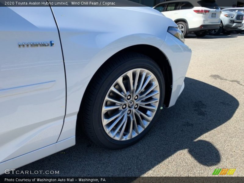 Wind Chill Pearl / Cognac 2020 Toyota Avalon Hybrid Limited