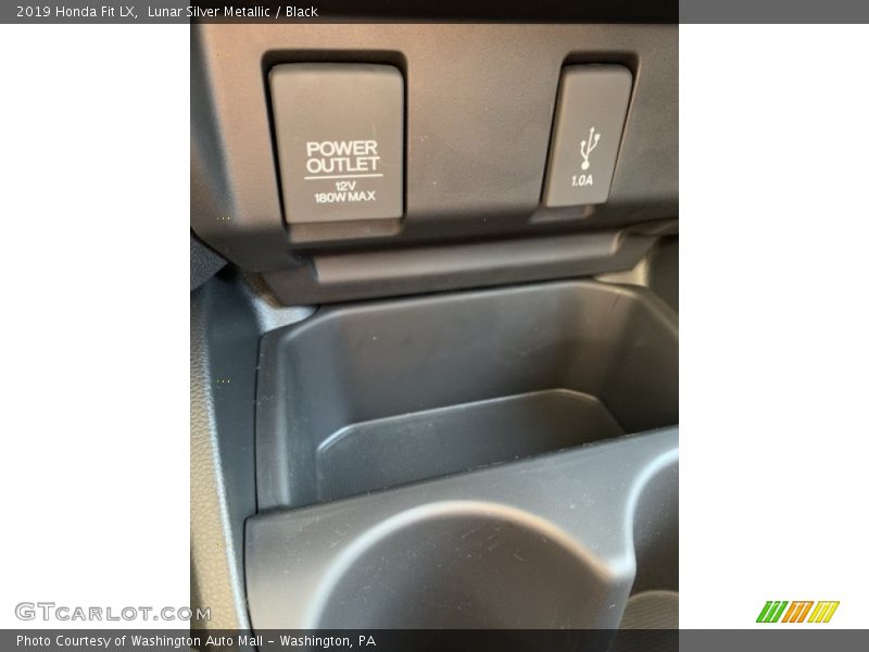 Lunar Silver Metallic / Black 2019 Honda Fit LX