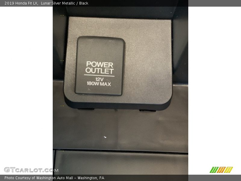 Lunar Silver Metallic / Black 2019 Honda Fit LX