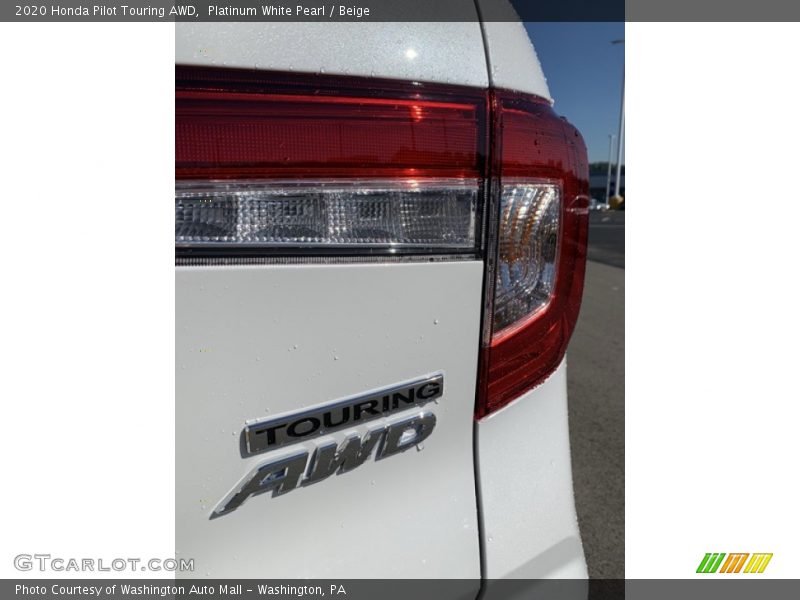 Platinum White Pearl / Beige 2020 Honda Pilot Touring AWD