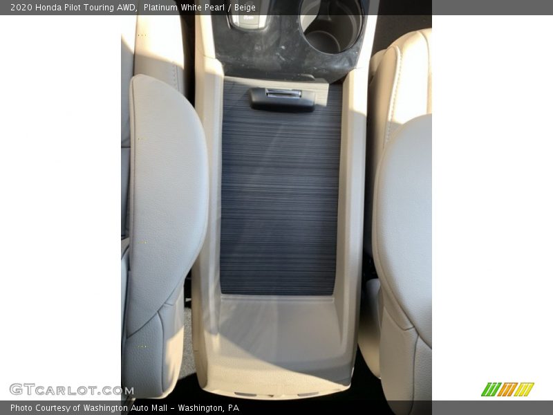 Platinum White Pearl / Beige 2020 Honda Pilot Touring AWD