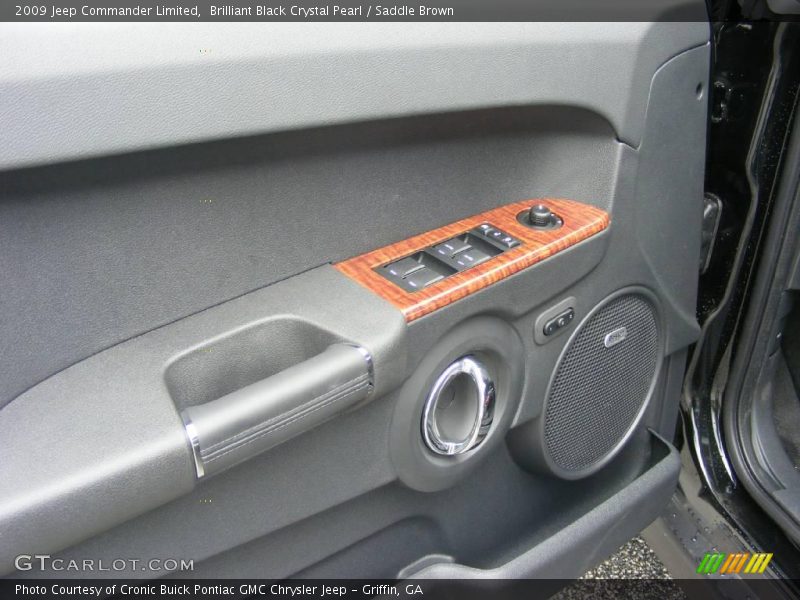 Brilliant Black Crystal Pearl / Saddle Brown 2009 Jeep Commander Limited