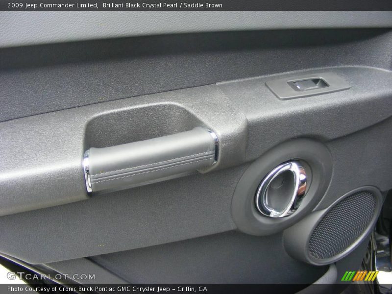 Brilliant Black Crystal Pearl / Saddle Brown 2009 Jeep Commander Limited