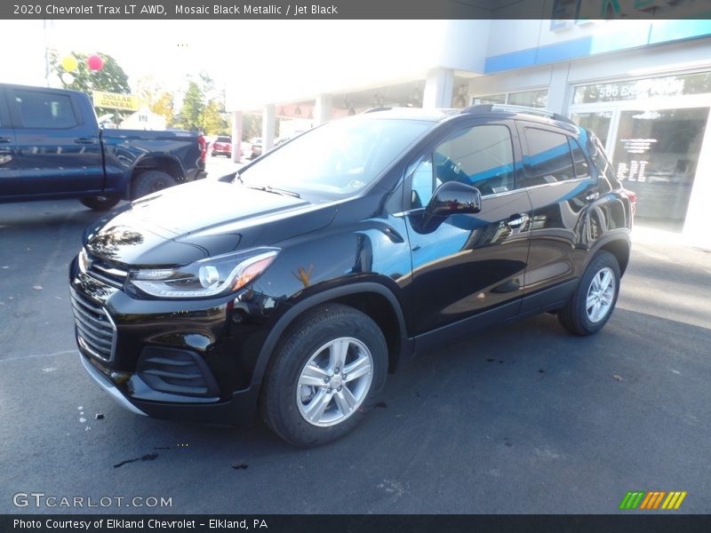 Mosaic Black Metallic / Jet Black 2020 Chevrolet Trax LT AWD