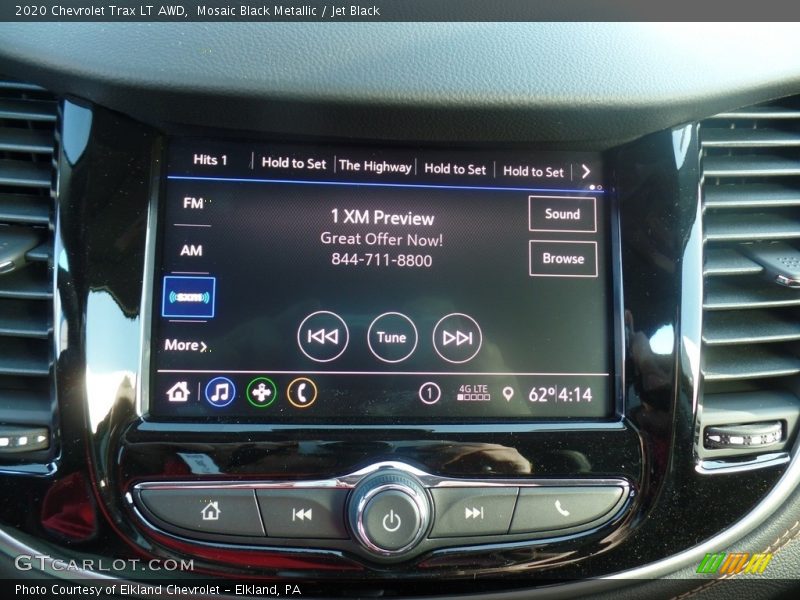 Mosaic Black Metallic / Jet Black 2020 Chevrolet Trax LT AWD