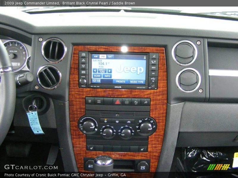 Brilliant Black Crystal Pearl / Saddle Brown 2009 Jeep Commander Limited