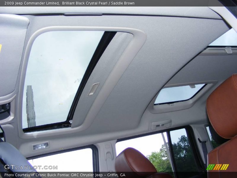 Brilliant Black Crystal Pearl / Saddle Brown 2009 Jeep Commander Limited