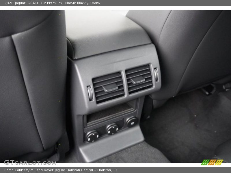 Narvik Black / Ebony 2020 Jaguar F-PACE 30t Premium