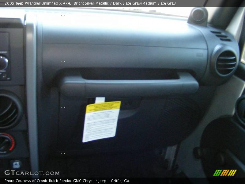 Bright Silver Metallic / Dark Slate Gray/Medium Slate Gray 2009 Jeep Wrangler Unlimited X 4x4