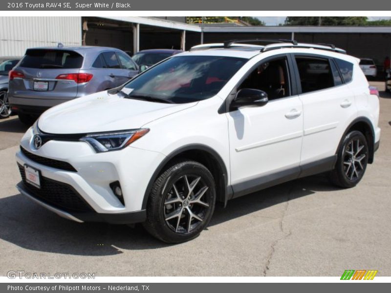 Super White / Black 2016 Toyota RAV4 SE