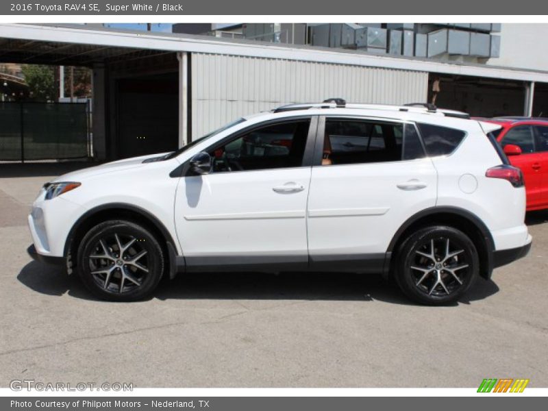 Super White / Black 2016 Toyota RAV4 SE