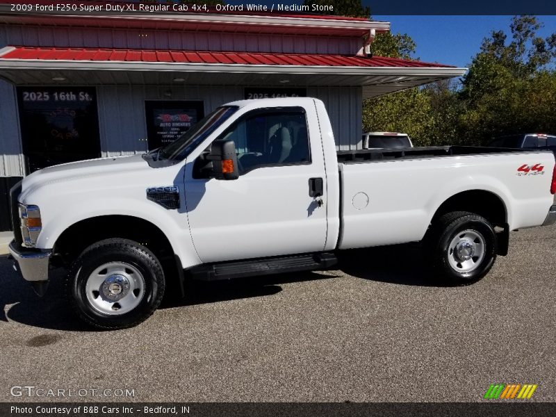 Oxford White / Medium Stone 2009 Ford F250 Super Duty XL Regular Cab 4x4