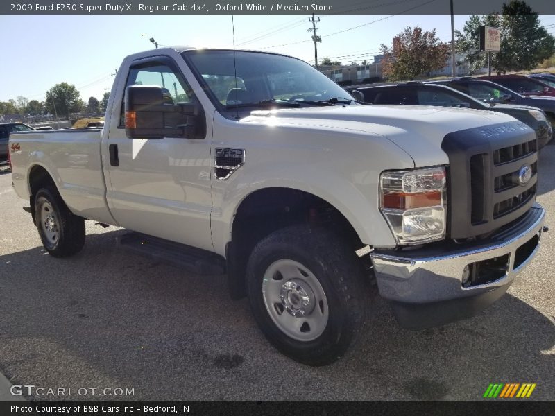 Oxford White / Medium Stone 2009 Ford F250 Super Duty XL Regular Cab 4x4