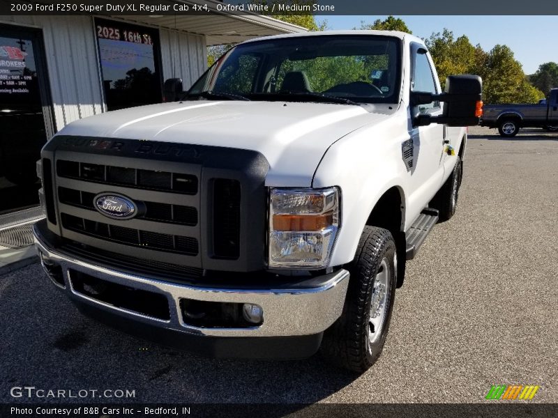 Oxford White / Medium Stone 2009 Ford F250 Super Duty XL Regular Cab 4x4
