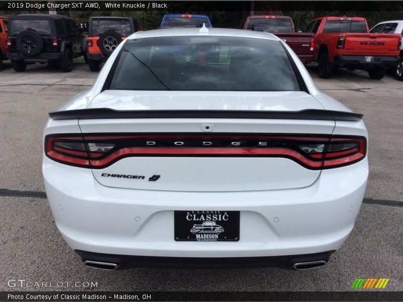 White Knuckle / Black 2019 Dodge Charger SXT AWD
