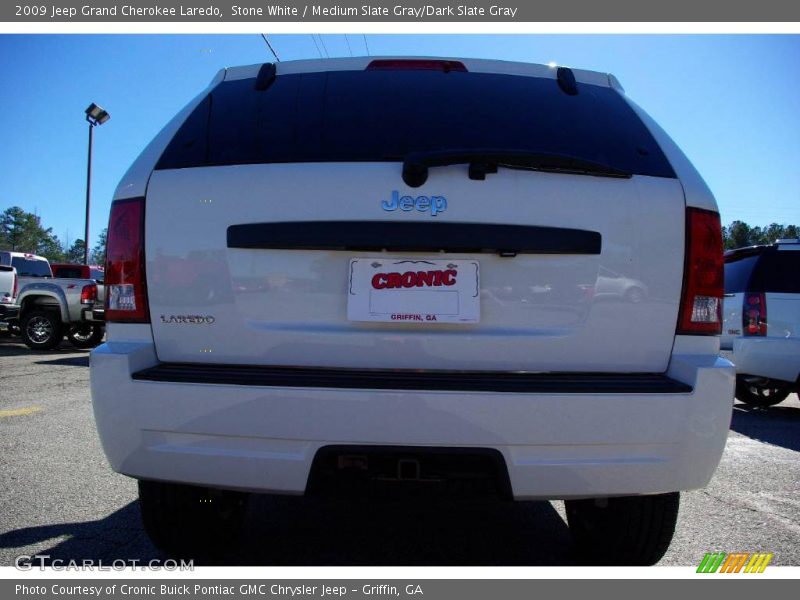 Stone White / Medium Slate Gray/Dark Slate Gray 2009 Jeep Grand Cherokee Laredo