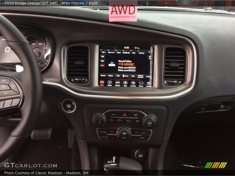 White Knuckle / Black 2019 Dodge Charger SXT AWD