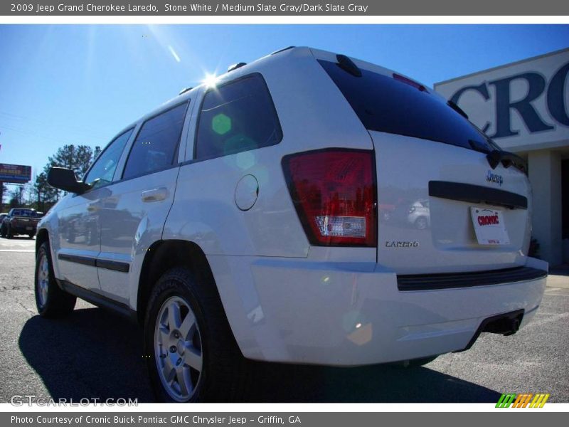 Stone White / Medium Slate Gray/Dark Slate Gray 2009 Jeep Grand Cherokee Laredo