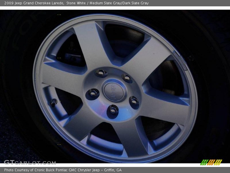 Stone White / Medium Slate Gray/Dark Slate Gray 2009 Jeep Grand Cherokee Laredo