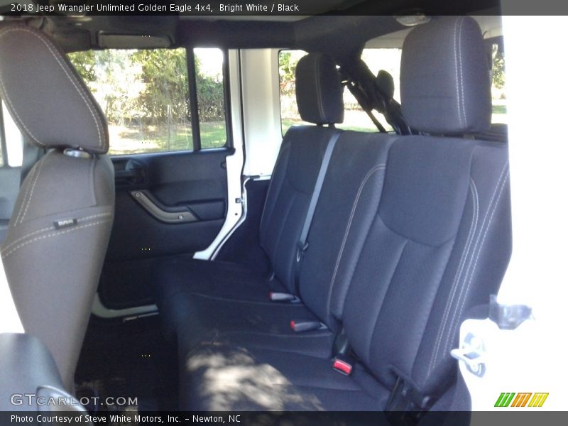 Bright White / Black 2018 Jeep Wrangler Unlimited Golden Eagle 4x4