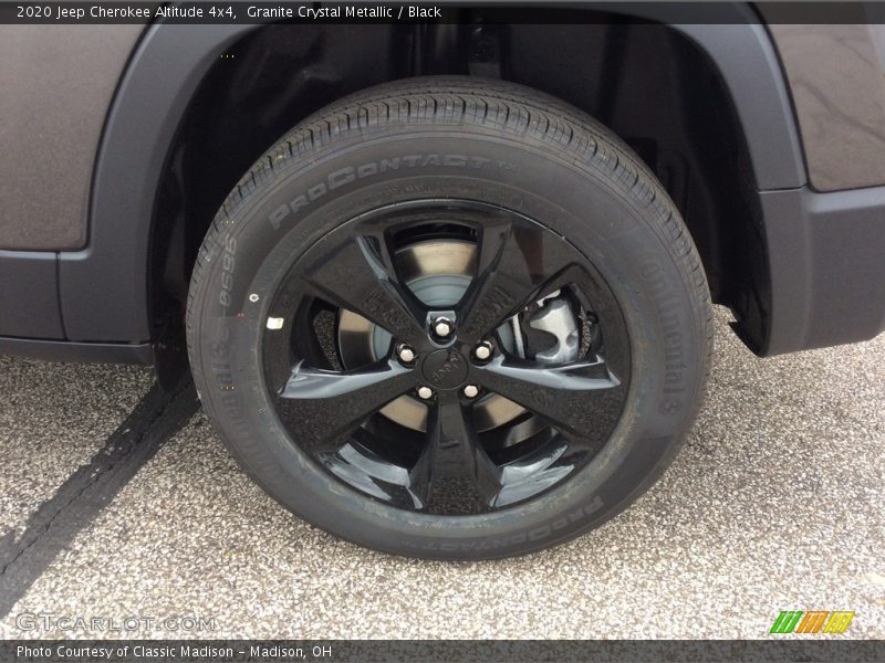 Granite Crystal Metallic / Black 2020 Jeep Cherokee Altitude 4x4