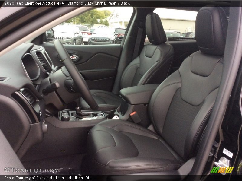 Diamond Black Crystal Pearl / Black 2020 Jeep Cherokee Altitude 4x4