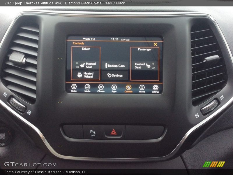 Diamond Black Crystal Pearl / Black 2020 Jeep Cherokee Altitude 4x4